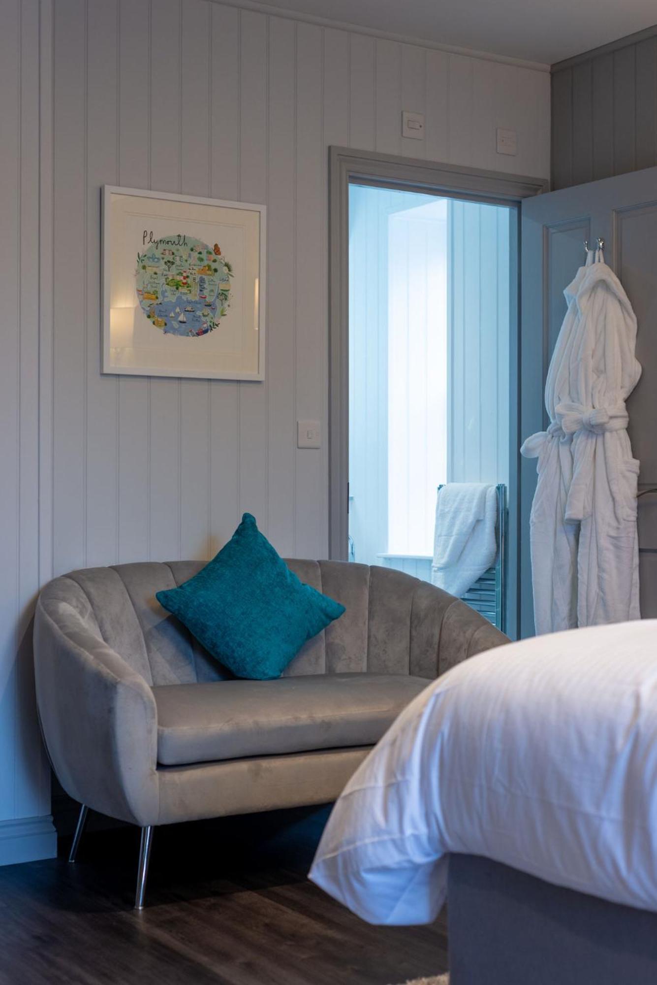 The Three Crowns B&B Plymouth Bilik gambar